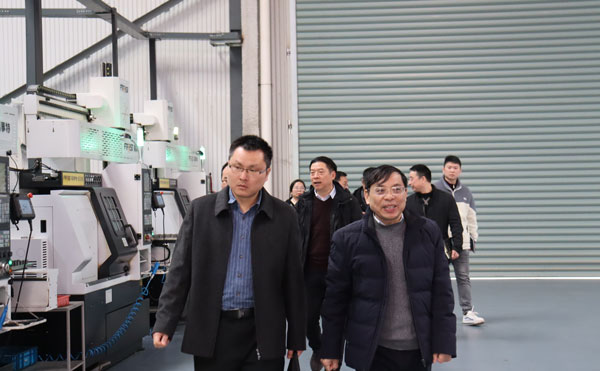 2024年1月17日，，，，，，，，江西省工业和信息化厅调研组莅临腾博会诚信为本专业服务调研中小企业生长情形。。。。。